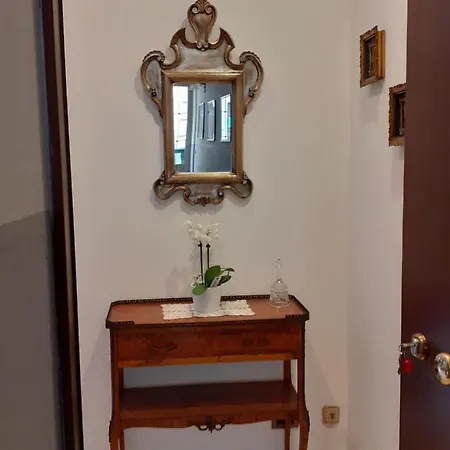 La Casa Di Sabrina Apartment *
